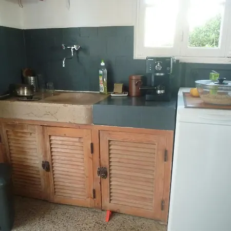 Holiday home Maison Rustique 100m Du Bord De Mer *